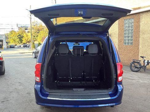 Used 2020 Dodge Grand Caravan GT image 26