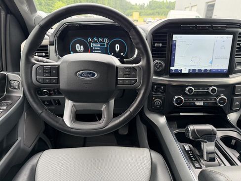 Used 2022 Ford F150 Lariat w/ Max Trailer Tow Package AWD/4WD image 8