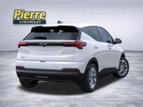 New 2027 Chevrolet Bolt LT w/ Comfort Package FWD image 4