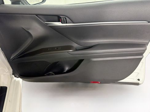 Used 2024 Toyota Camry SE FWD image 29