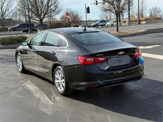 Used 2023 Chevrolet Malibu LT video 3
