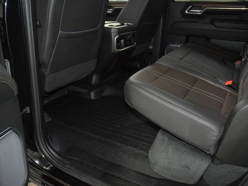 Used 2024 Chevrolet Silverado 3500 High Country w/ Technology Package AWD/4WD image 46