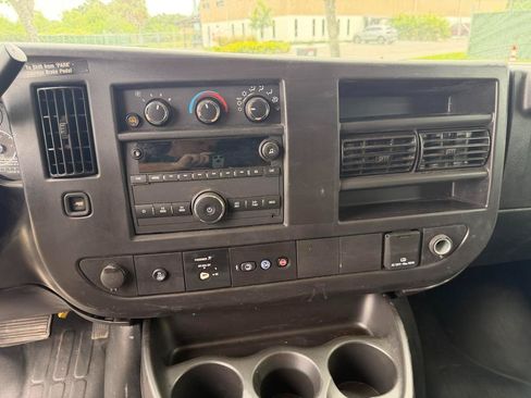 Used 2025 GMC Savana 2500 w/ Driver Convenience Package RWD image 18