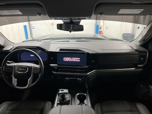 Used 2025 GMC Sierra 1500 Elevation w/ Preferred Package AWD/4WD image 10