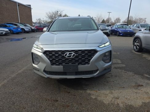 Used 2020 Hyundai Santa Fe SEL w/ Convenience Package image 3