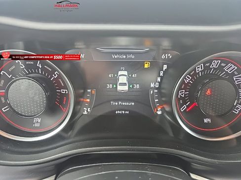 Used 2020 Dodge Challenger SXT w/ Driver Convenience Group image 19
