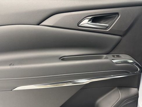 New 2026 Chevrolet Traverse LT w/ Sun and Wheel Package image 24