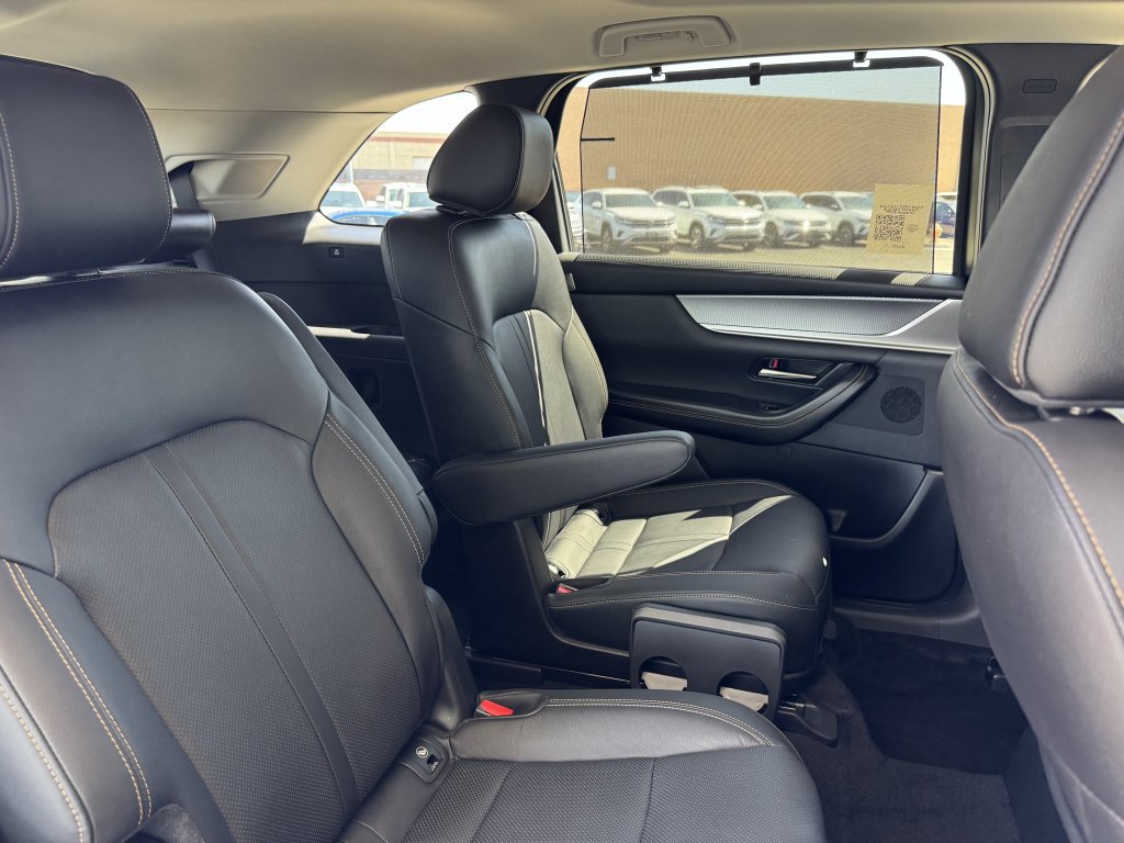 Used 2024 MAZDA CX-90 Plug-In Hybrid w/ Premium Pkg AWD/4WD image 38