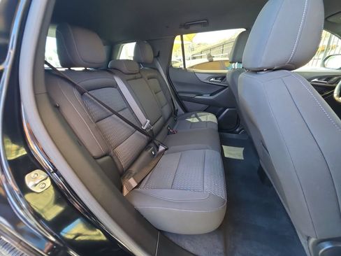 Used 2025 Chevrolet Equinox LT FWD image 28