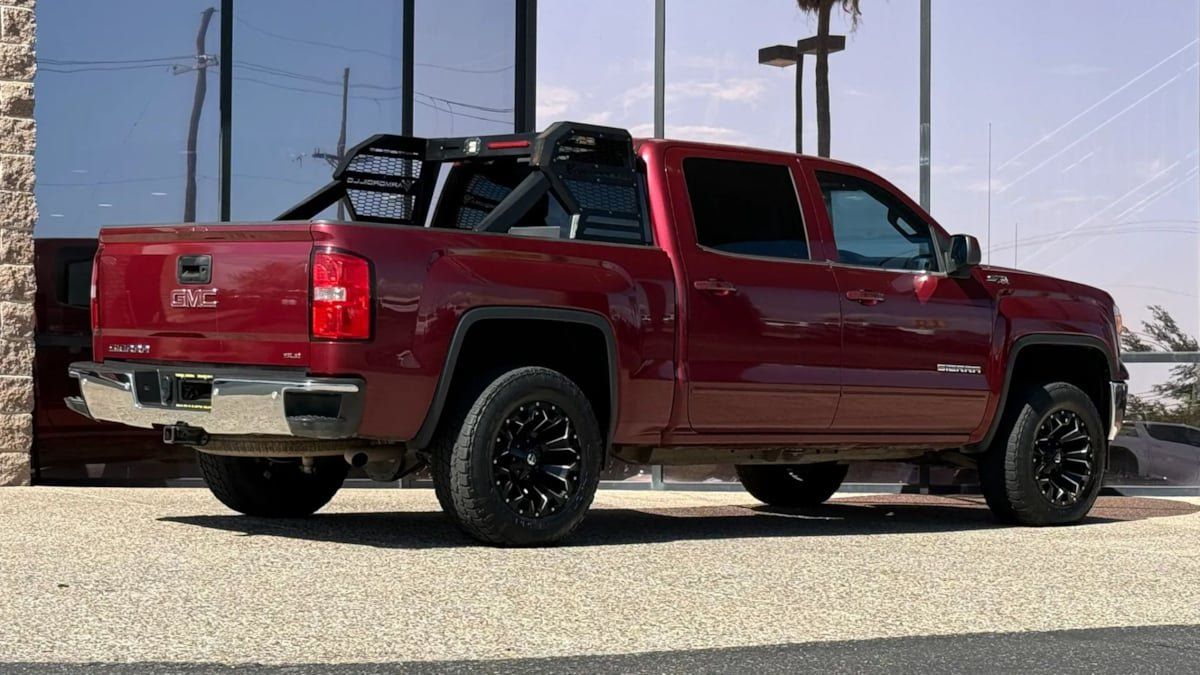 Used 2015 GMC Sierra 1500 SLE w/ SLE Value Package AWD/4WD image 12