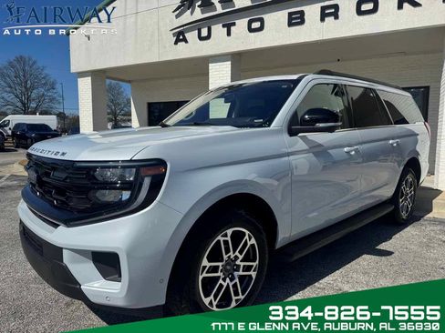 Used 2025 Ford Expedition Max Active image 2