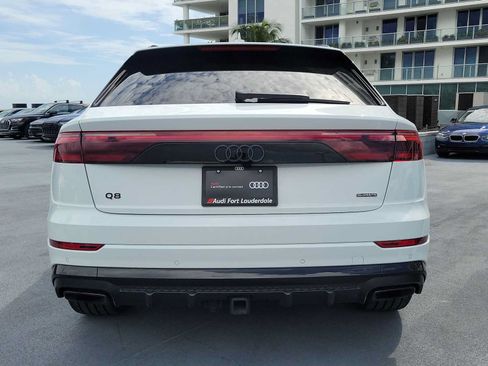 Certified 2025 Audi Q8 Prestige w/ Prestige Package AWD/4WD image 5