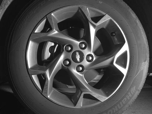 Used 2025 Chevrolet Trax LT w/ LT Convenience Package FWD image 12