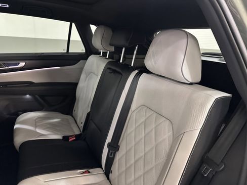 New 2026 Volkswagen Atlas Cross Sport SEL Premium R-Line AWD/4WD image 21
