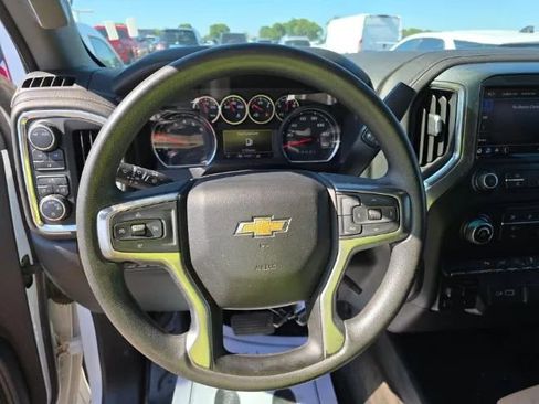 Used 2020 Chevrolet Silverado 2500 LT AWD/4WD image 7