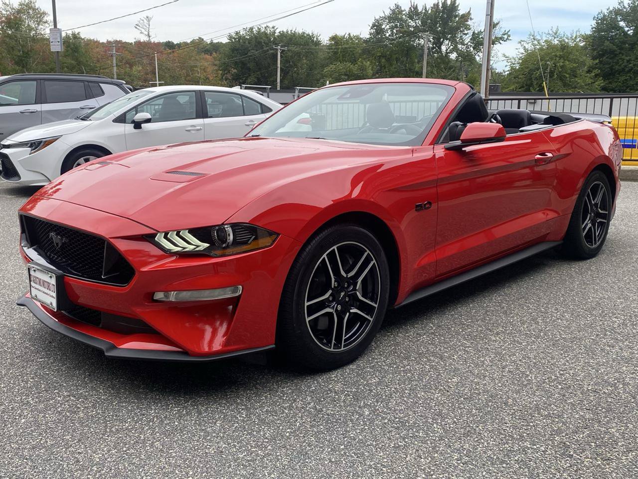 Used 2022 Ford Mustang GT Premium w/ Equipment Group 401A RWD image 4