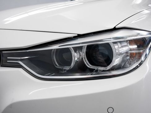 Used 2015 BMW 328d xDrive Wagon AWD/4WD image 35