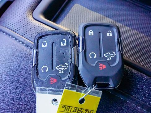 Used 2021 Chevrolet Silverado 1500 High Country w/ Safety Package II image 27