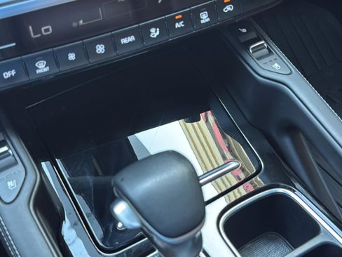 Used 2024 Kia Telluride SX FWD image 47