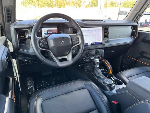 Used 2024 Ford Bronco Badlands AWD/4WD image 20