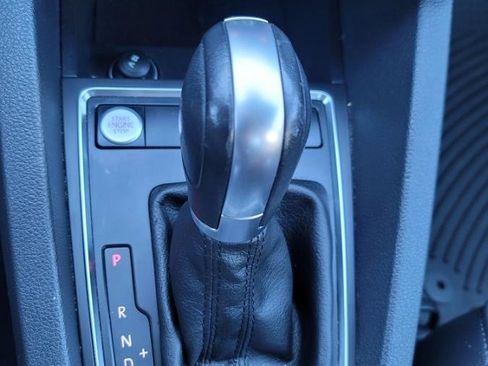 Used 2015 Volkswagen Jetta SE image 21