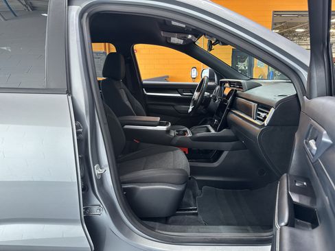 Used 2026 GMC Terrain Elevation AWD/4WD image 18