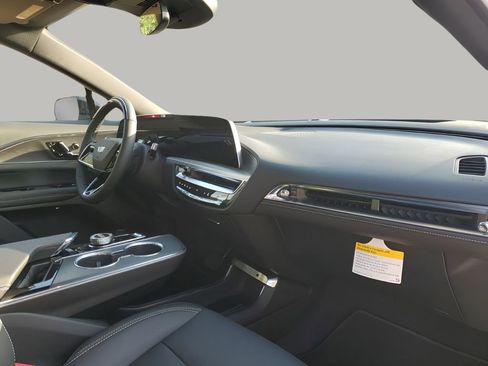 New 2026 Cadillac Lyriq Sport image 14