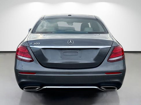 Used 2018 Mercedes-Benz E 300 w/ Premium 1 Package image 4