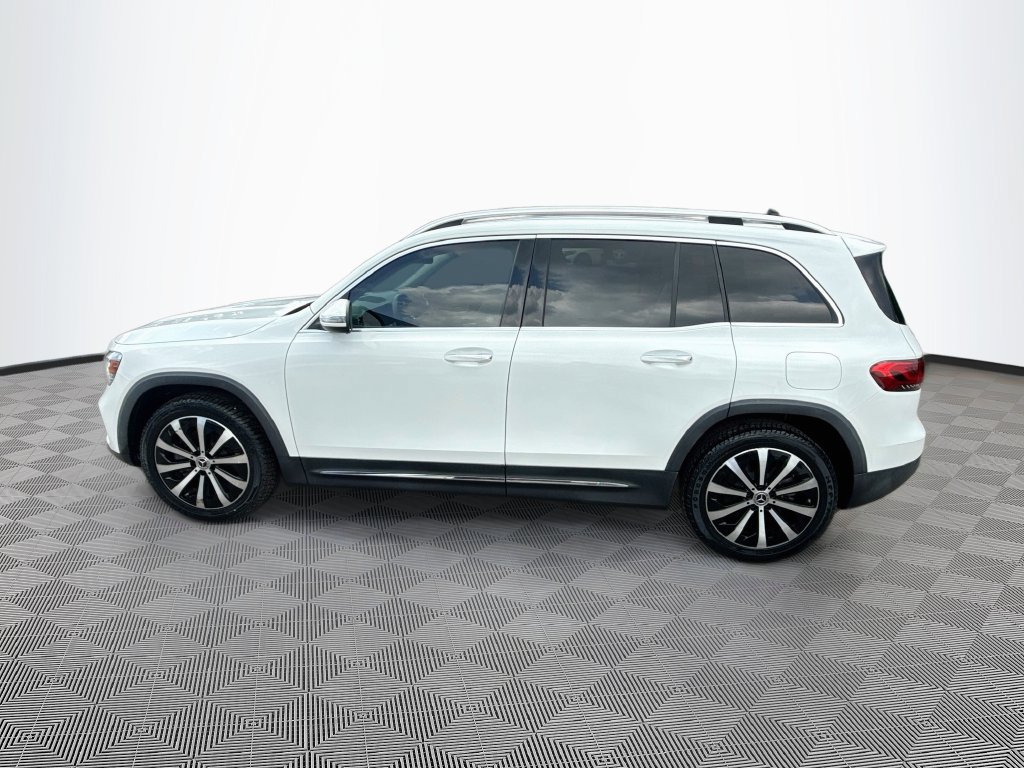 Used 2021 Mercedes-Benz GLB 250 4MATIC image 9