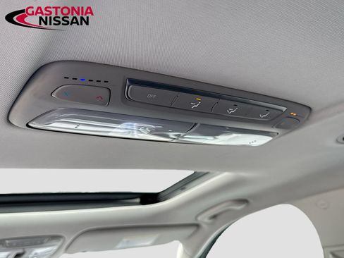 Used 2020 Kia Telluride S w/ S 8 Passenger Seating Package FWD image 32