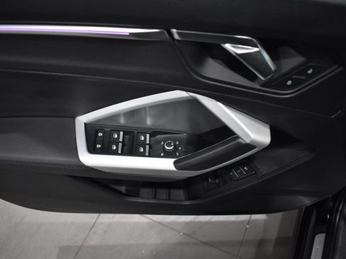 Used 2022 Audi Q3 2.0T Premium Plus w/ Premium Plus Package image 32