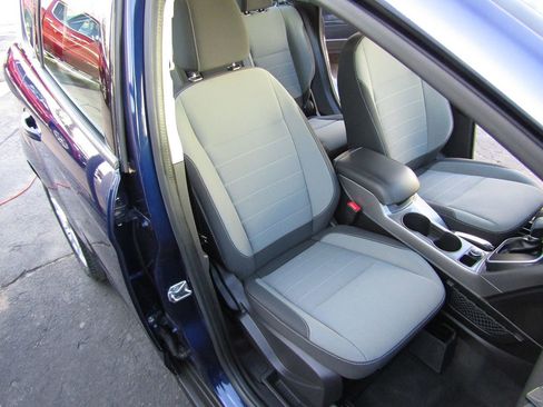 Used 2016 Ford C-MAX SE image 31