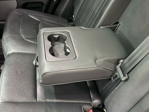 Used 2022 Land Rover Defender 110 S image 47