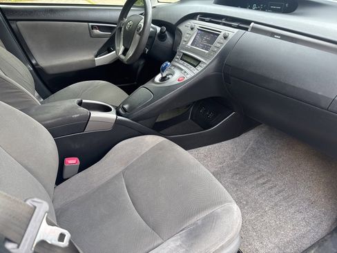 Used 2012 Toyota Prius Prime Plug-In Hybrid image 28