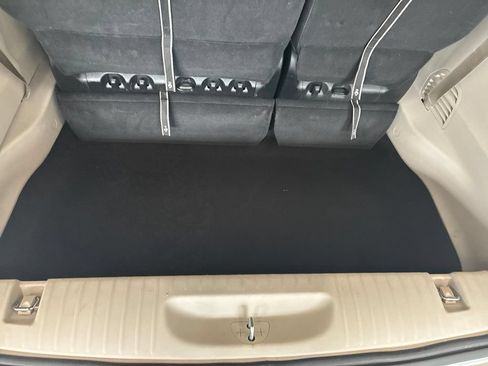 Certified 2024 Chrysler Pacifica Touring-L FWD image 31