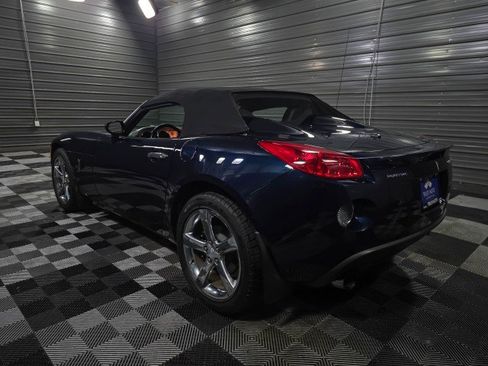 Used 2007 Pontiac Solstice GXP w/ Premium Package RWD image 13
