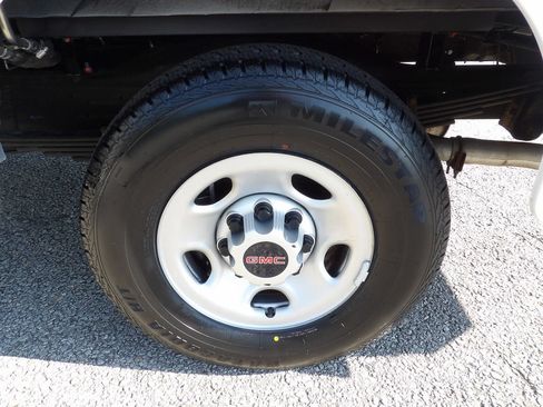 Used 2021 GMC Savana 3500 w/ Power Convenience Package RWD image 59