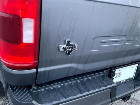 Used 2021 Ford F150 XLT w/ Equipment Group 302A High image 29