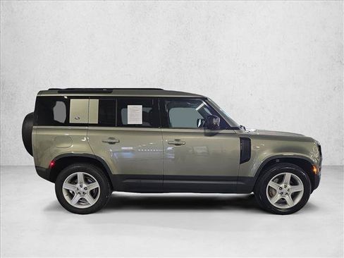 Certified 2023 Land Rover Defender 110 SE AWD/4WD image 4