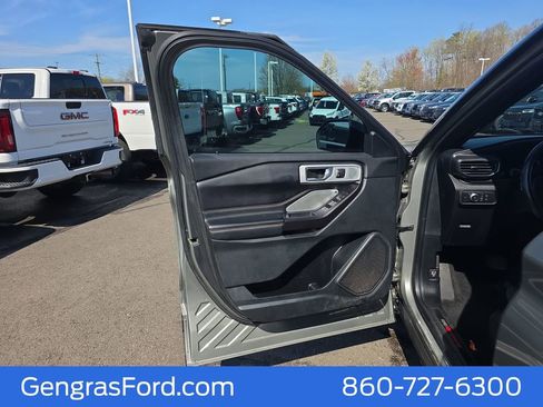 Used 2020 Ford Explorer ST w/ ST Street Pack AWD/4WD image 19