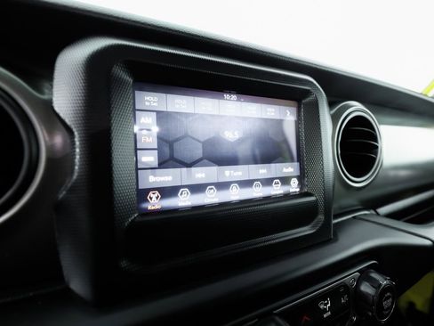 Used 2023 Jeep Wrangler Unlimited Sport AWD/4WD image 25