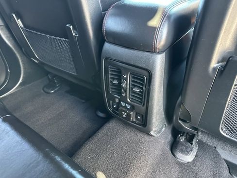 Used 2024 Dodge Durango GT image 20