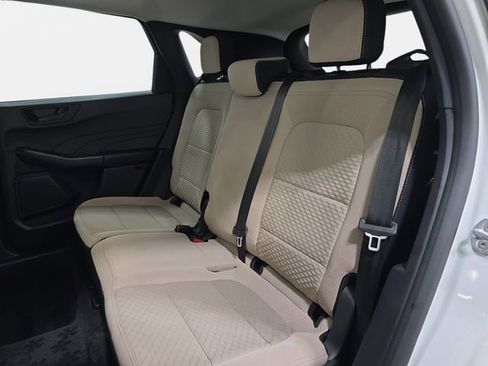 Used 2022 Ford Escape SE w/ Cold Weather Package image 13