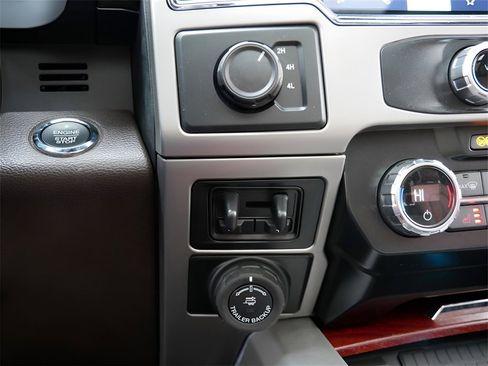 Used 2022 Ford F450 King Ranch w/ King Ranch Ultimate Package image 27