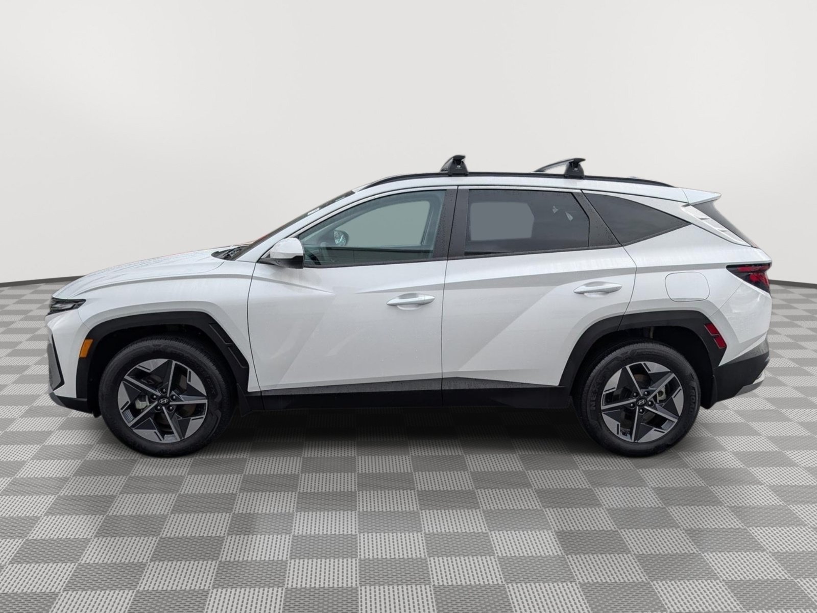 Used 2025 Hyundai Tucson SEL AWD/4WD image 2