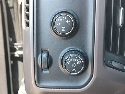 Used 2016 GMC Sierra 1500 SLT w/ All-Terrain Package AWD/4WD image 32