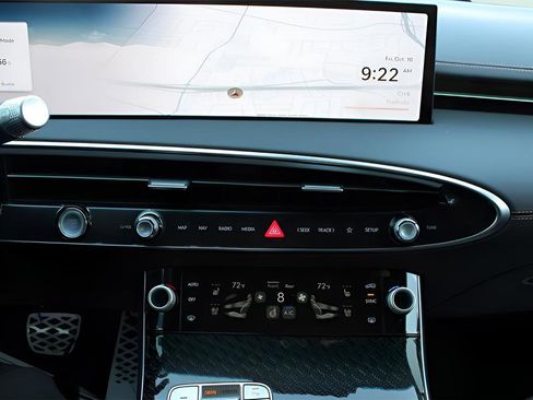 New 2026 Genesis GV70 3.5T Sport Prestige AWD/4WD image 19