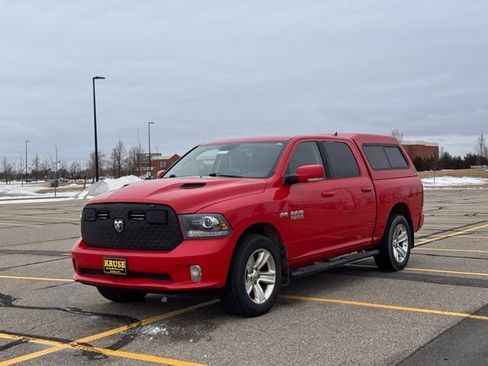 Used 2013 RAM 1500 Sport w/ Remote Start & Security Group image 33