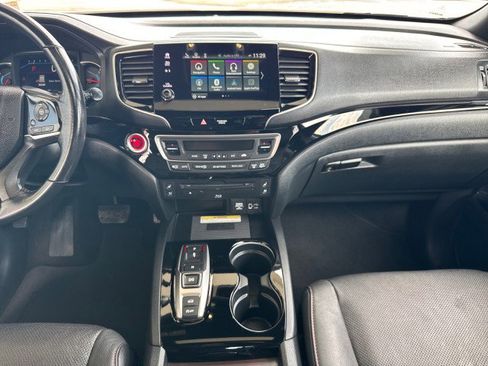 Used 2022 Honda Pilot Black Edition image 10