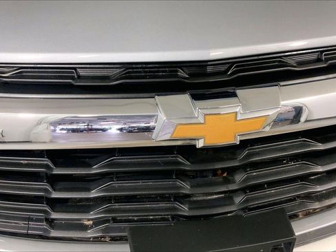 Used 2025 Chevrolet TrailBlazer LT AWD/4WD image 28